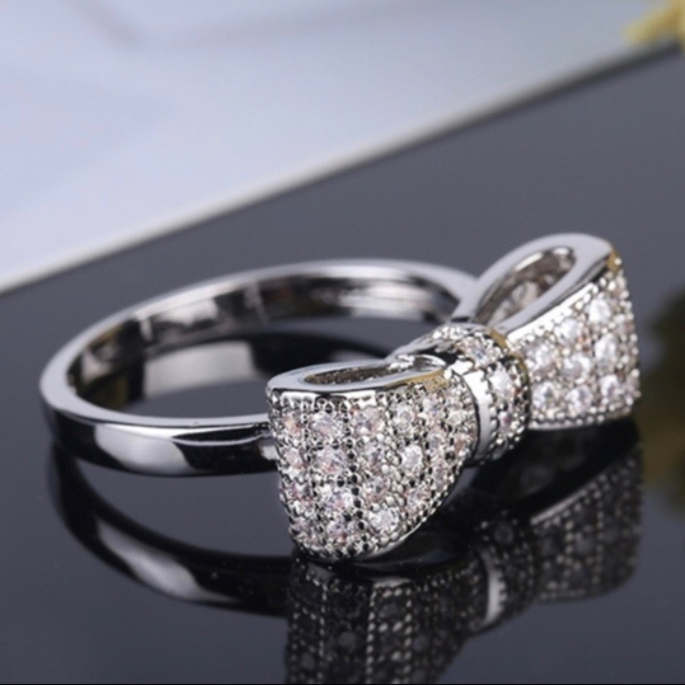 Ring, Silver Bow Knot, Brand New